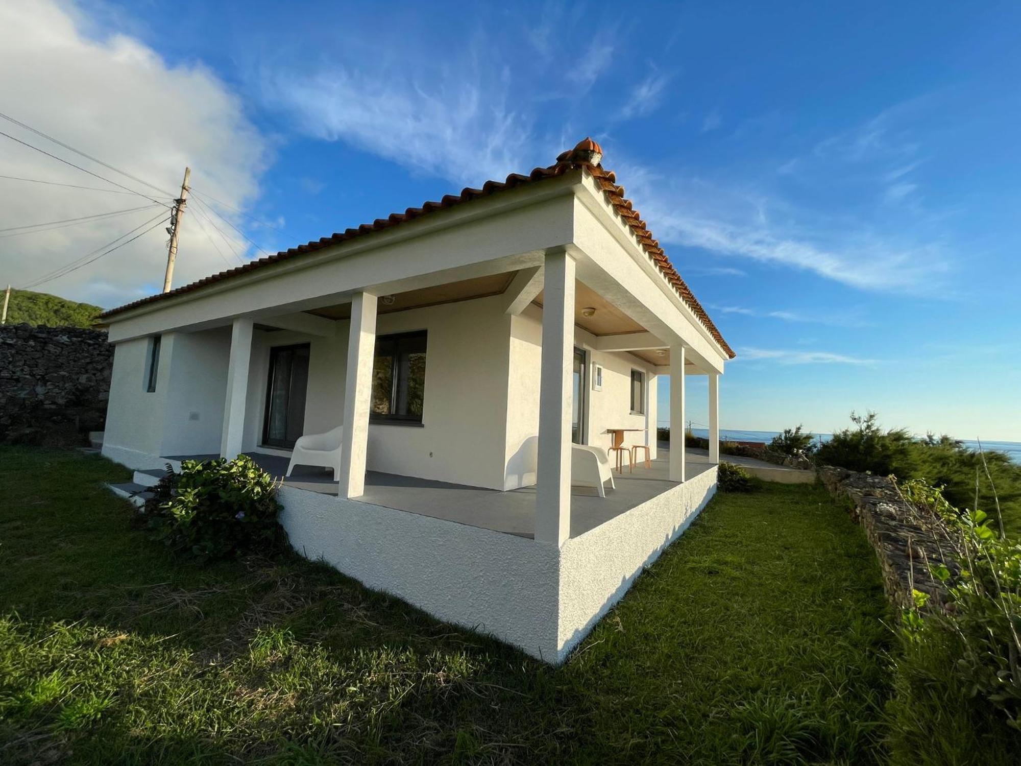 Longitude 31 House *